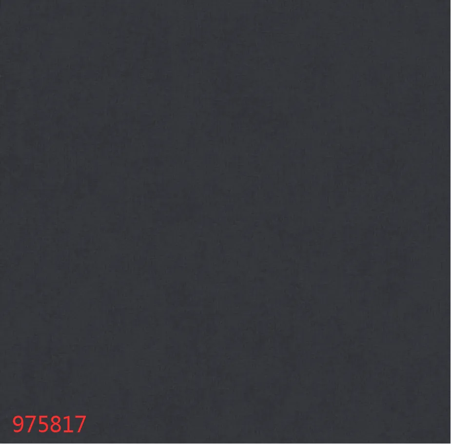 975817