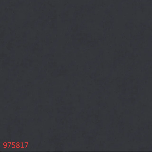975817